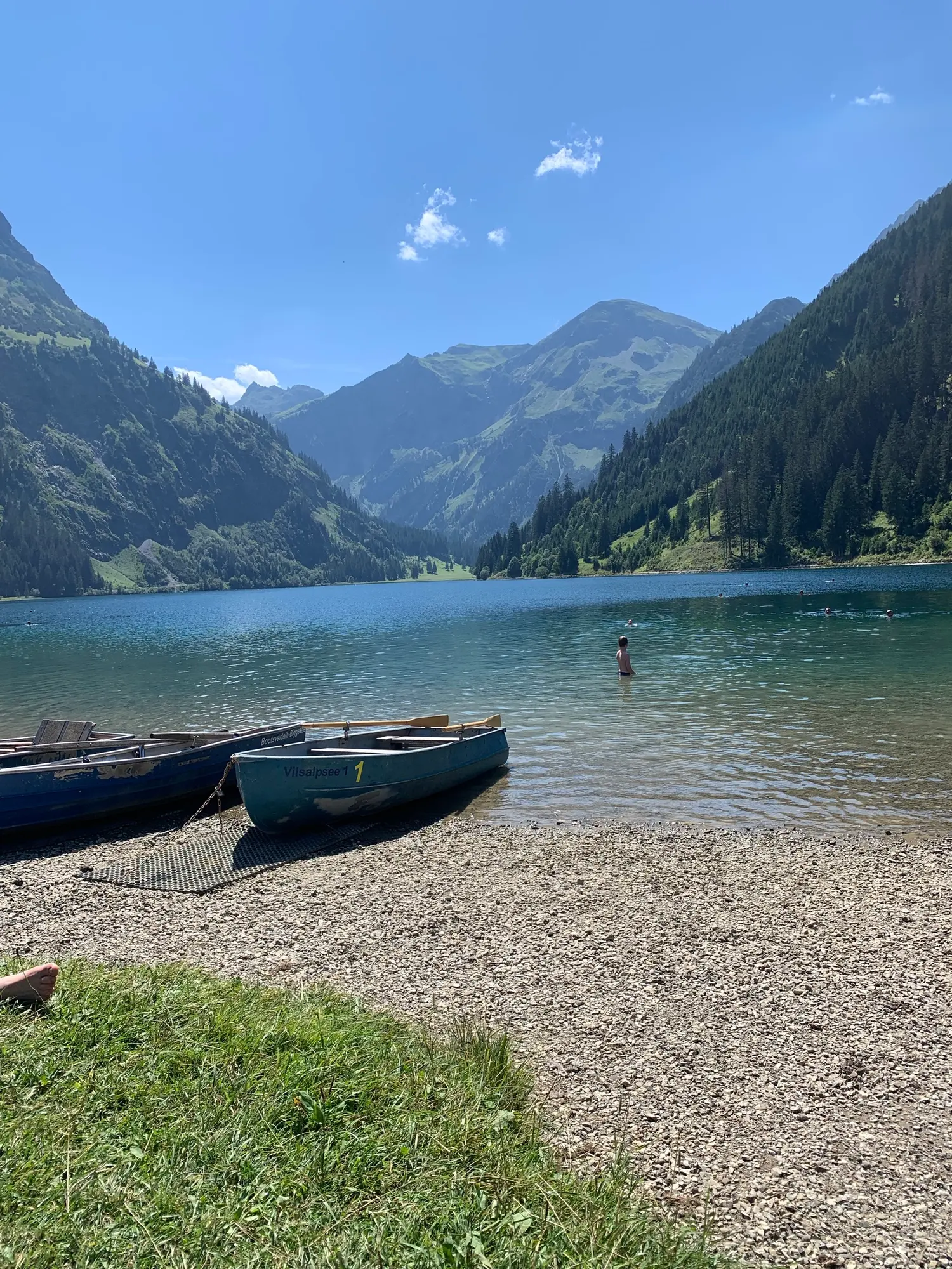 Bergsee in den Allgäuer Hochalpen im Sommer